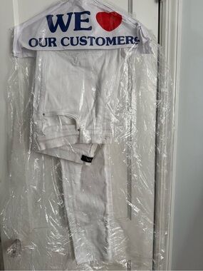 Amiri white distressed men's jeans